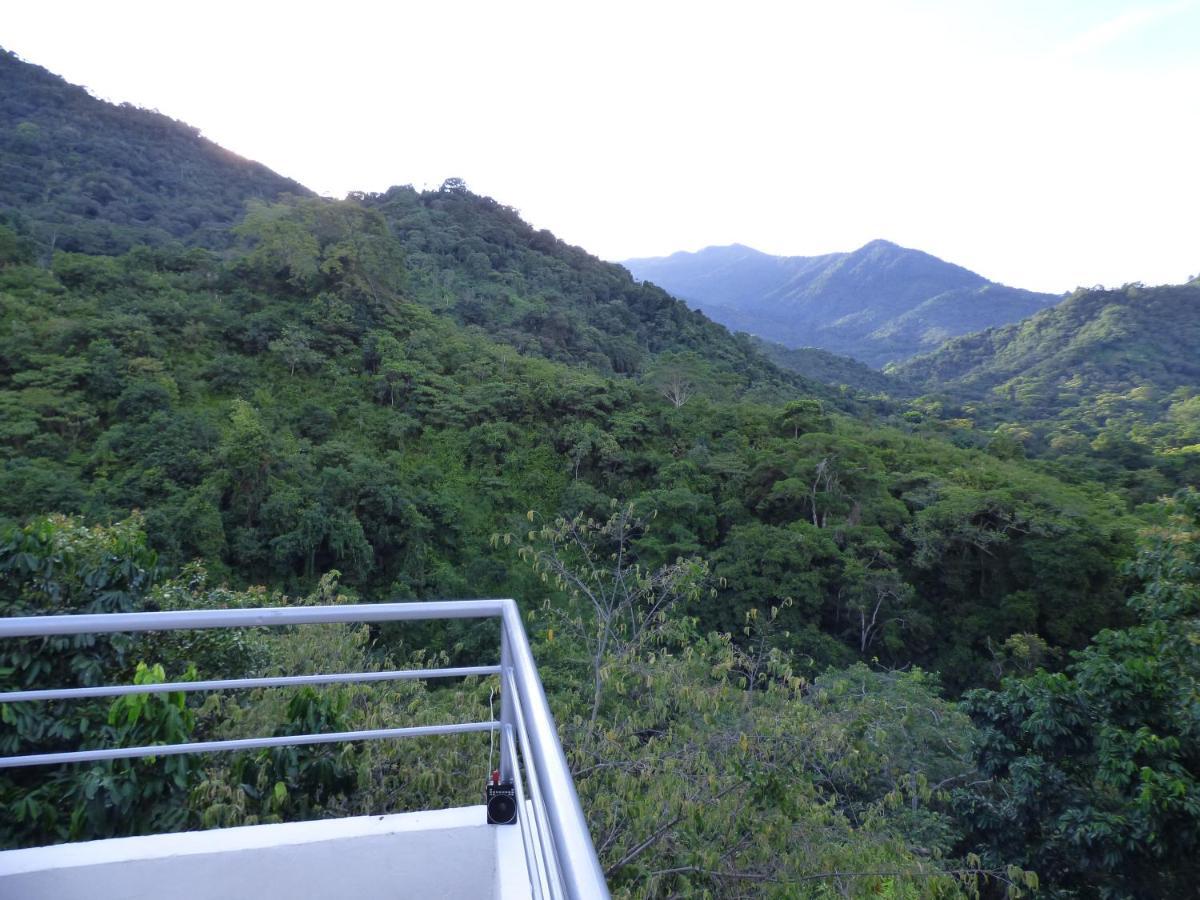 Alto De La Montana 招待所 2*